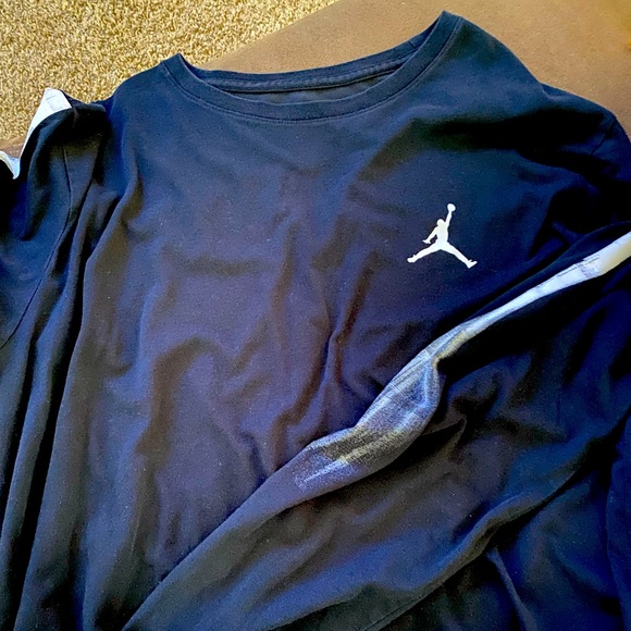 Jordan Other - Mens long sleeve Air Jordan shirt size xl